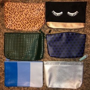Lot of 6 makeup bags